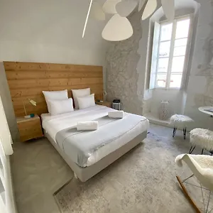 Le Cocon - 3 Etoiles , Annecy France