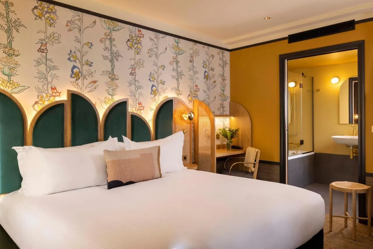 ****  Hotel Jardin De Cluny Paris France