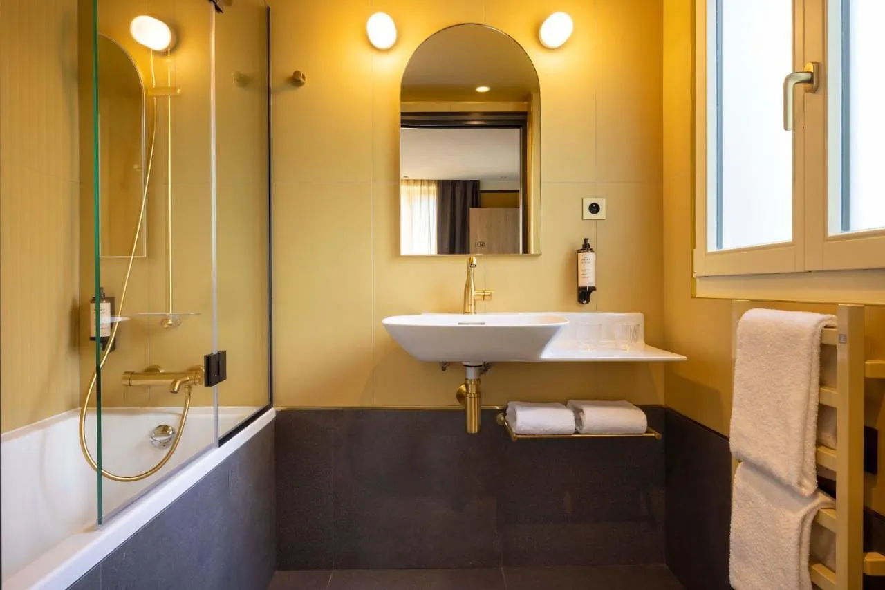 Hotel Jardin De Cluny Paris 4*,