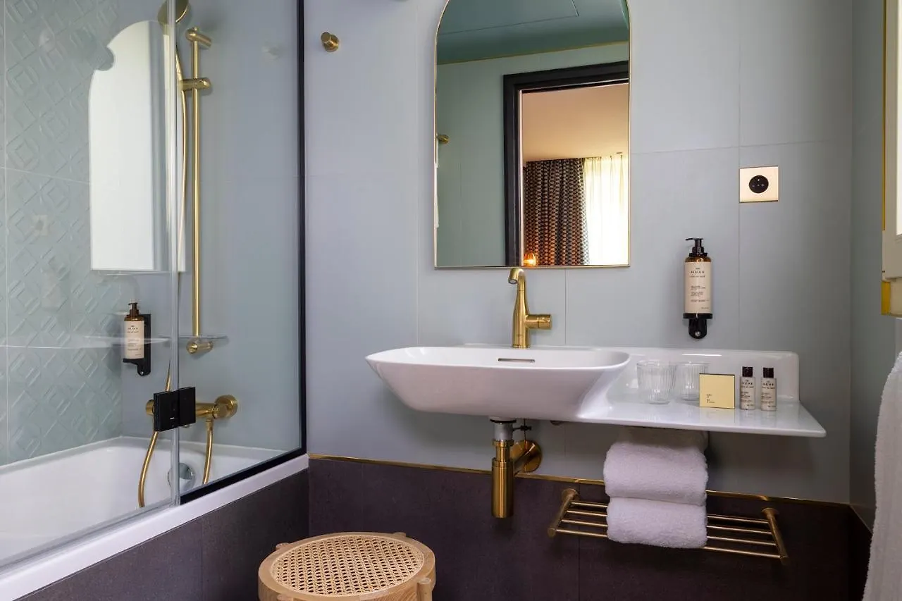 Hotel Jardin De Cluny Paris 4*,  France