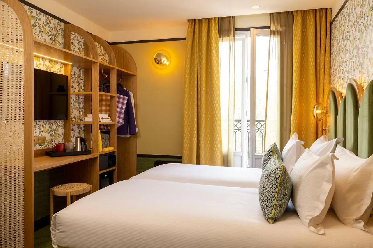 Hotel Jardin De Cluny Paris 4*,  France